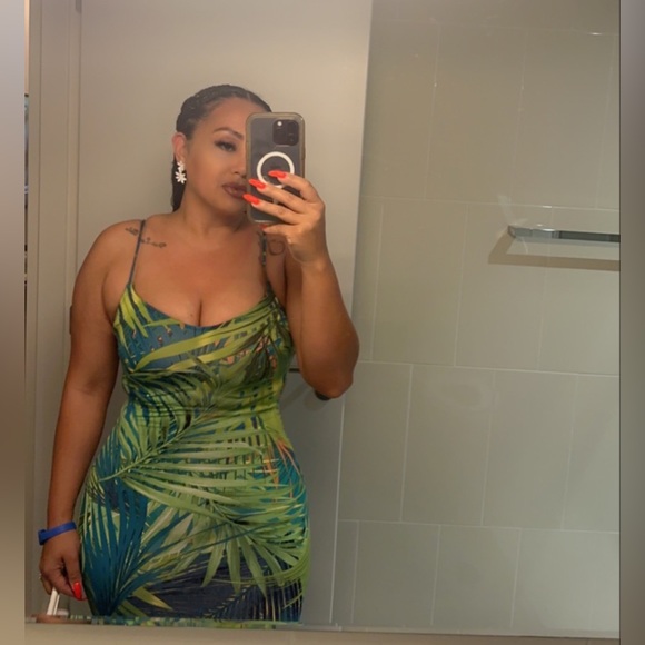 Tropical blue and green maxi dress - Picture 4 of 4